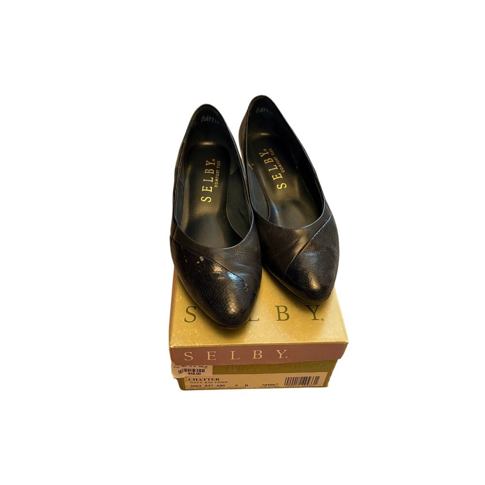 Selby Chatter Navy Leather Low Heel Pumps Women’s Size 9B Comfort Flex vintage
